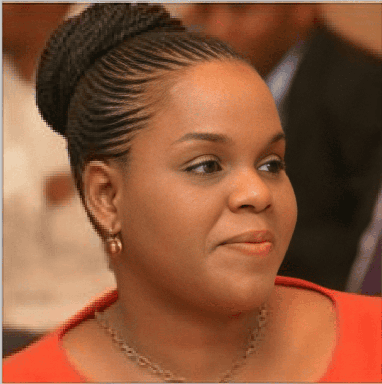 Carine Nsavu Nzau - Gardienne de la
                          vision kongo